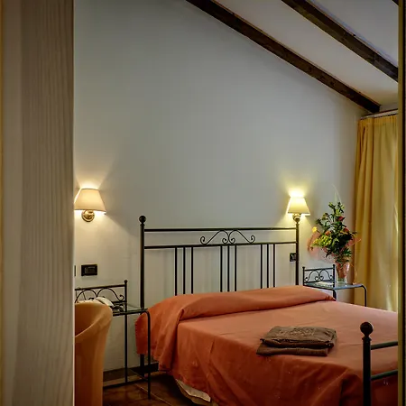 Hotel Leonardo Da Vinci Limone sul Garda Exterior foto